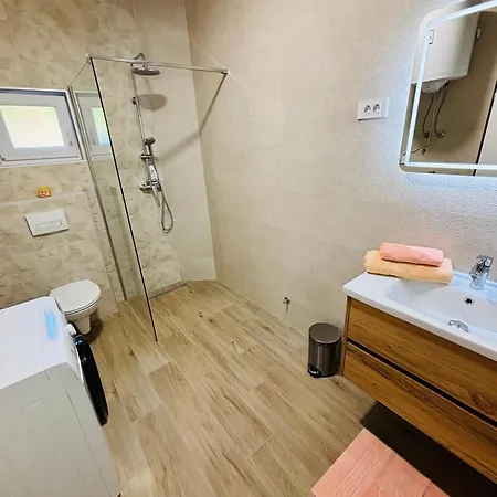 Marisala - Berth Avalable, 20m From Sea!! * Tribanj-Kruscica