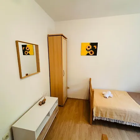 Marisala - Berth Avalable, 20m From Sea!!