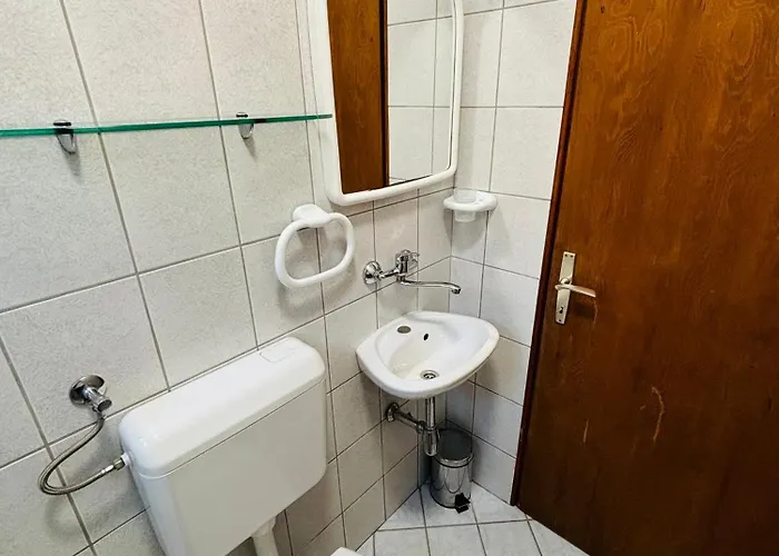 Apartment Marisala - Berth Avalable, 20m From Sea!!