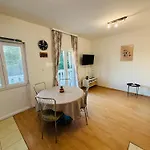 Marisala - Berth Avalable, 20m From Sea!! * 트리바느-크루슈치차