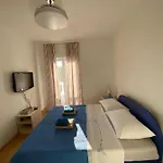 Marisala - Berth Avalable, 20m From Sea!! 아파트 *